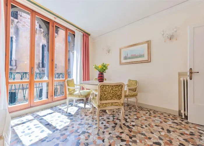 Ca\' San Marco, Literally 20 Meters From San Marco Square!