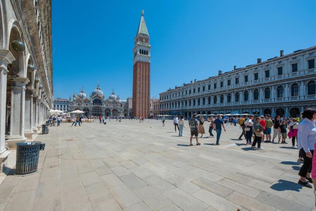 Ca' San Marco, Literally 20 Meters From San Marco Square! Appartamento *